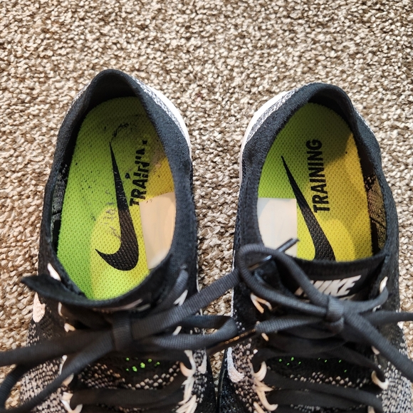 Nike Free Focus Flyknit 2 Womens Running Shoe Size 6 - Picture 2 of 7